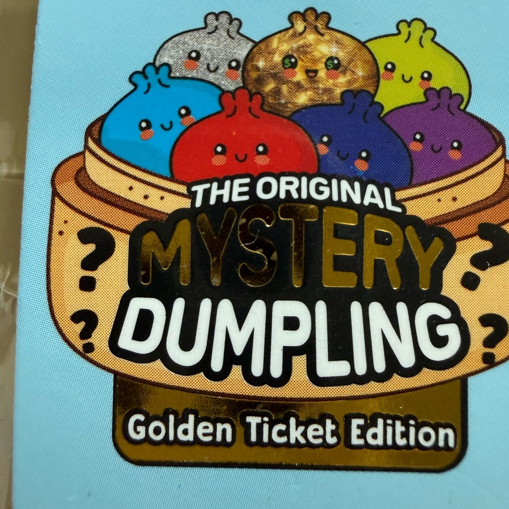 Dumpling2for$65Will you find the rare silver glitter dumpling🤔Otherwise a solid